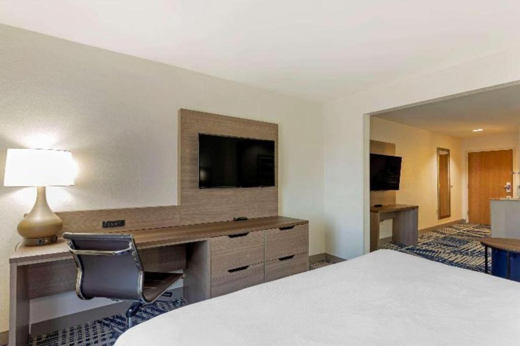 Comfort & Midtown 2*