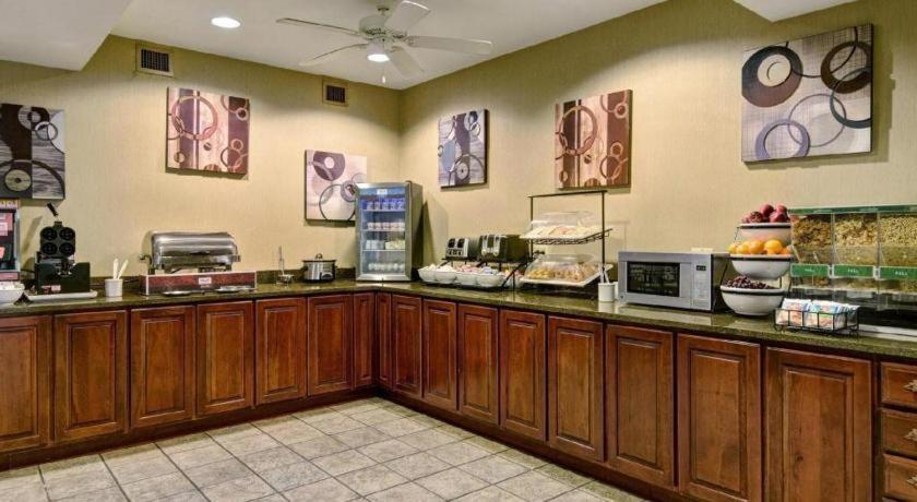 Comfort & Midtown 2* Hot Springs