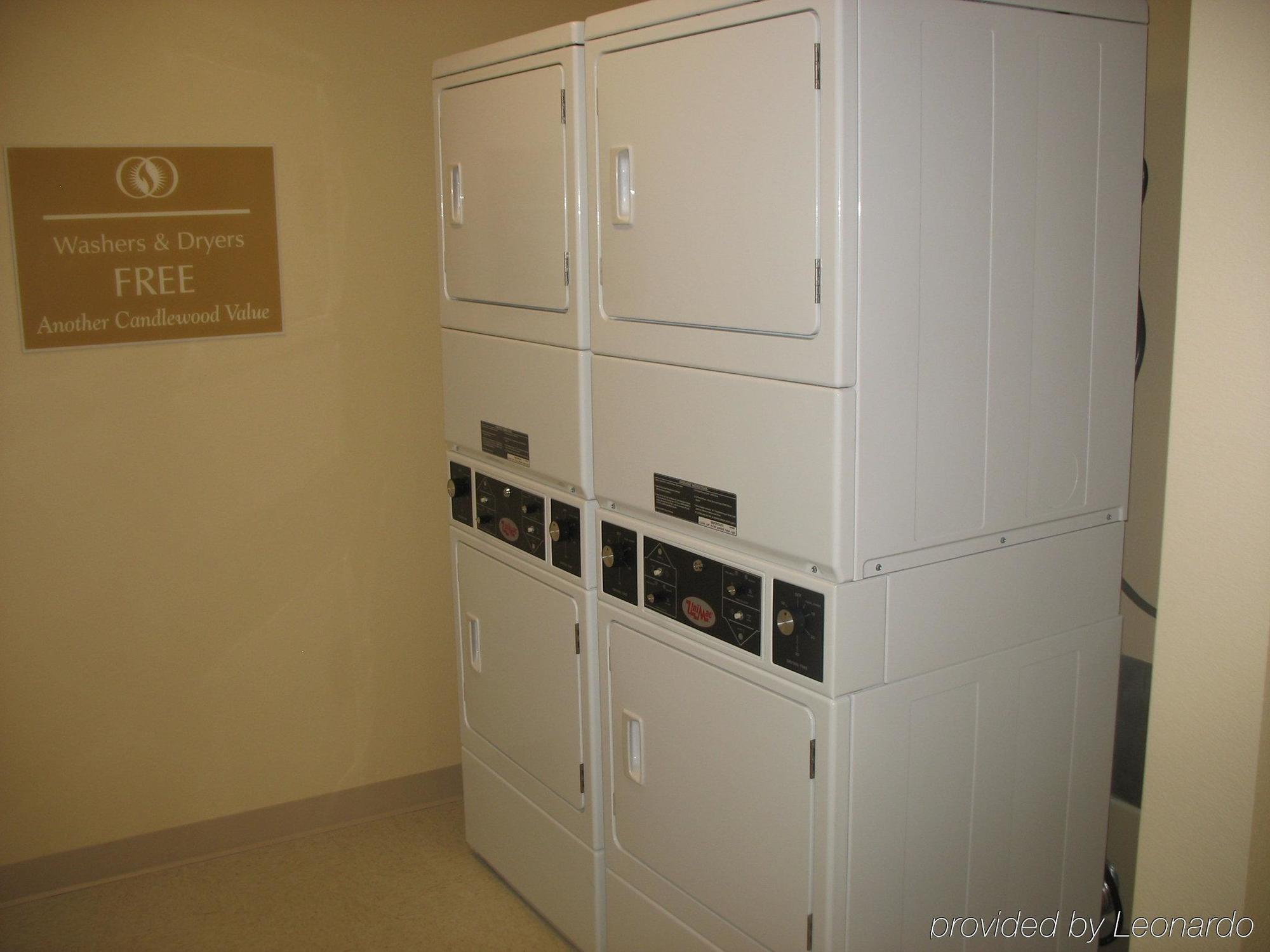 Resort Candlewood By Ihg Hot Springs