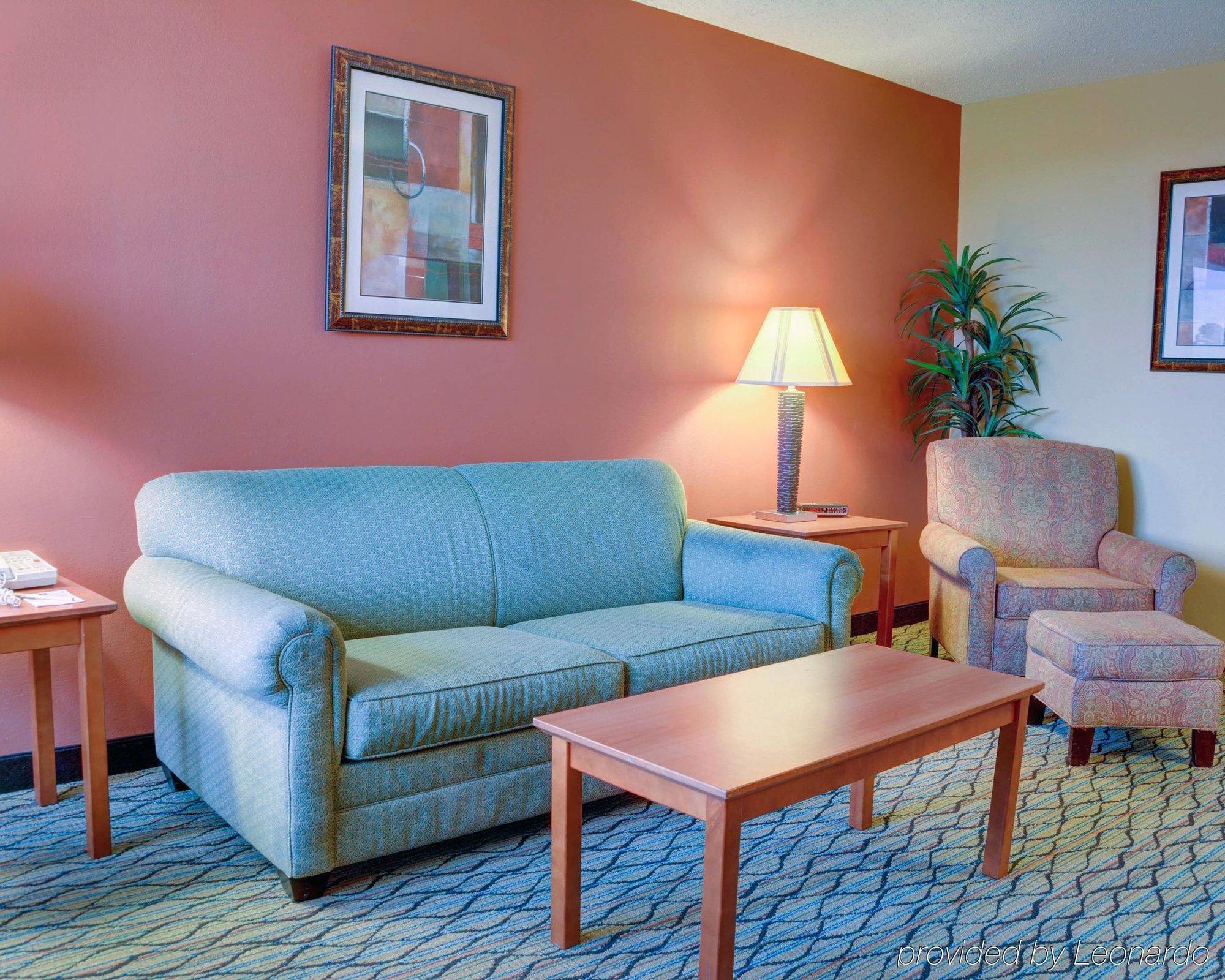 Hotel Doubletree By Hilton Hot Springs