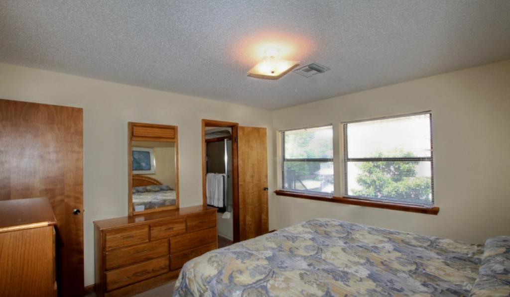 Apartment Emerald Isle *