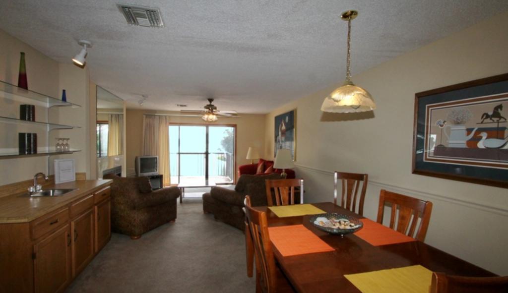Apartment Emerald Isle