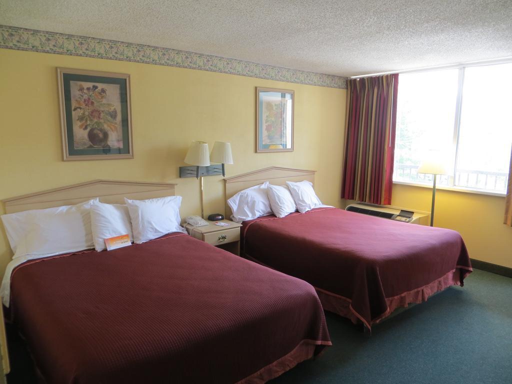 Hotel Howard Johnson Express 2*