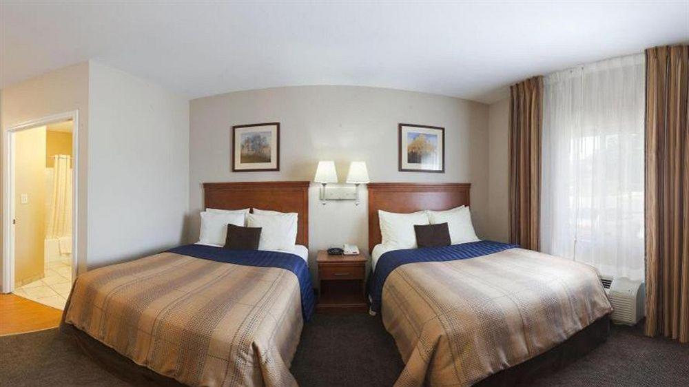 Resort Candlewood By Ihg Hot Springs
