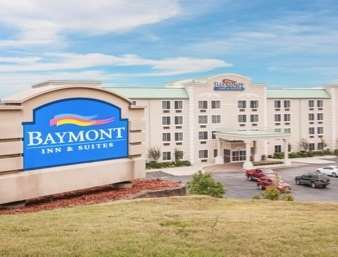 Baymont On The By Wyndham Hot Springs