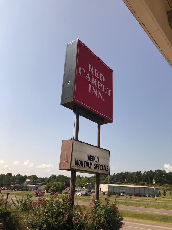 Red Carpet Motel *