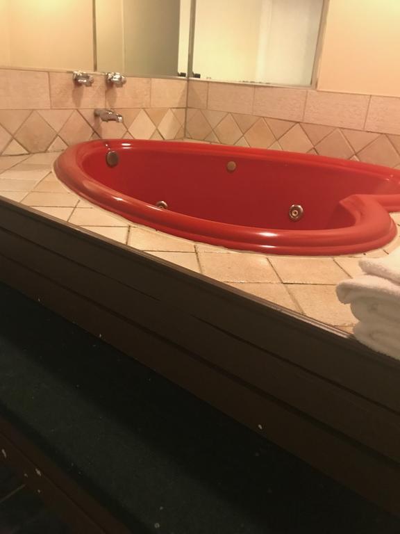Red Carpet Hot Springs