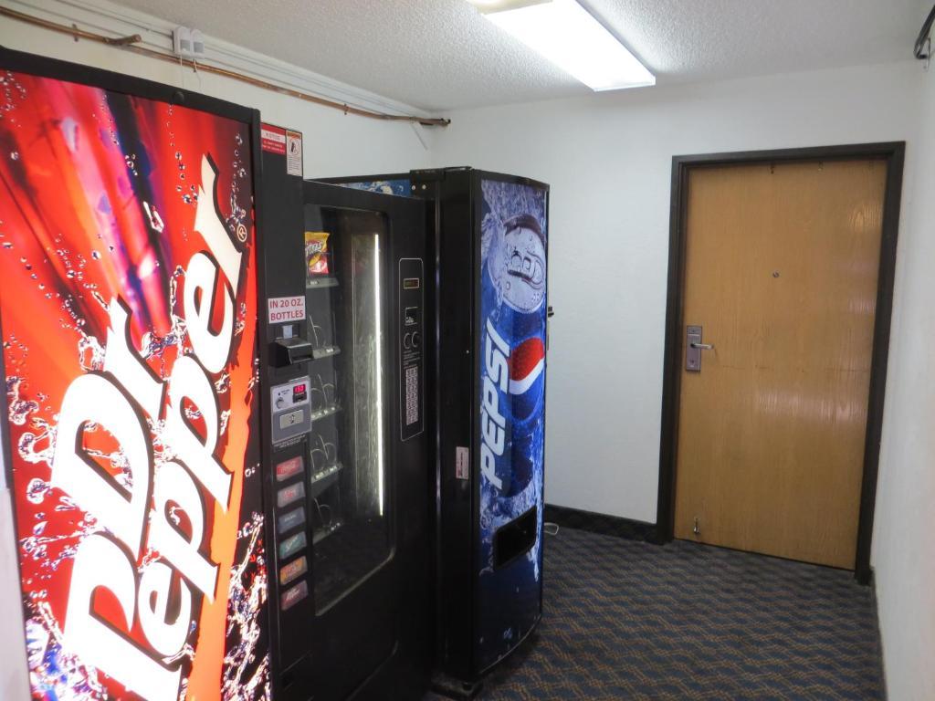 Super 8 By Wyndham Hotel 2*