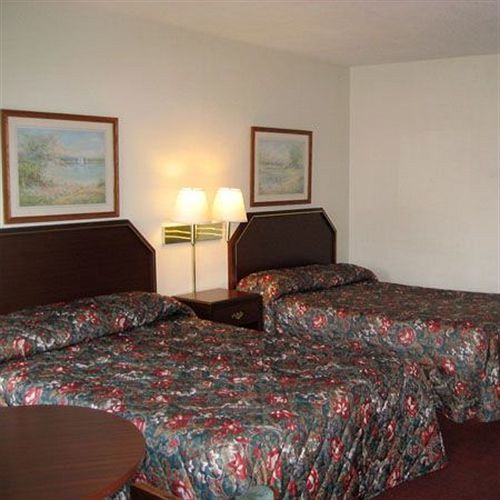 Hotel Sands Hot Springs