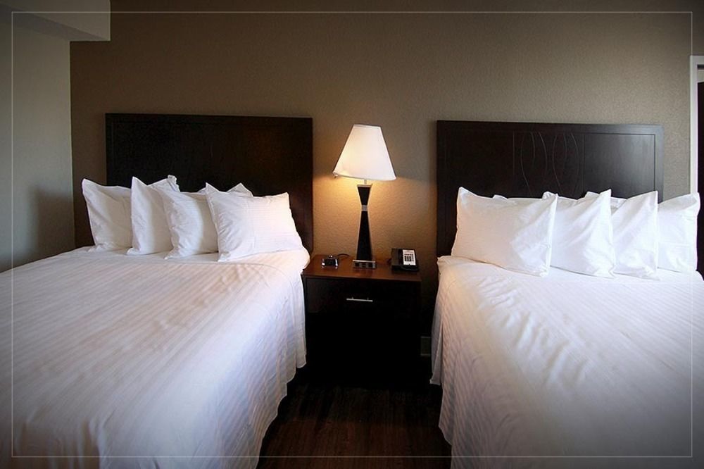Hotel The 3*