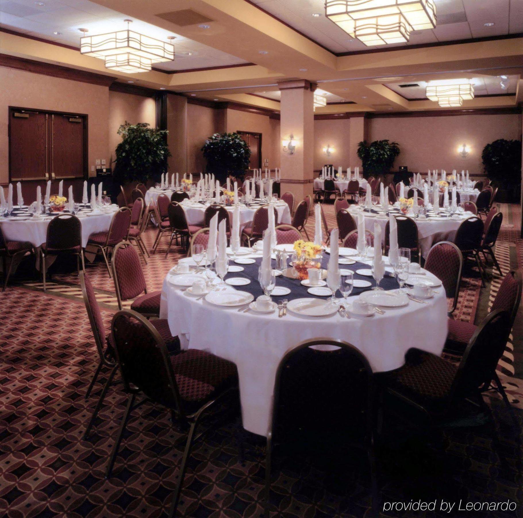 Embassy By Hilton At Convention Center 4*