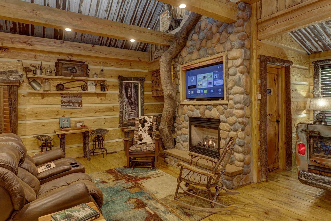 Fox Pass Cabins 3* Hot Springs