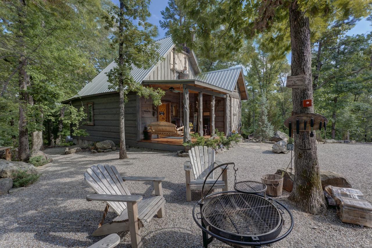 Bed & Breakfast Fox Pass Cabins 3*