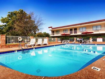 Western Winners Circle Hotel Hot Springs