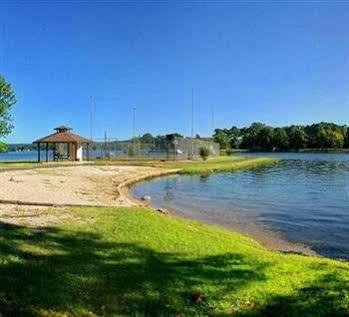 Emerald Isle Apartment Hot Springs