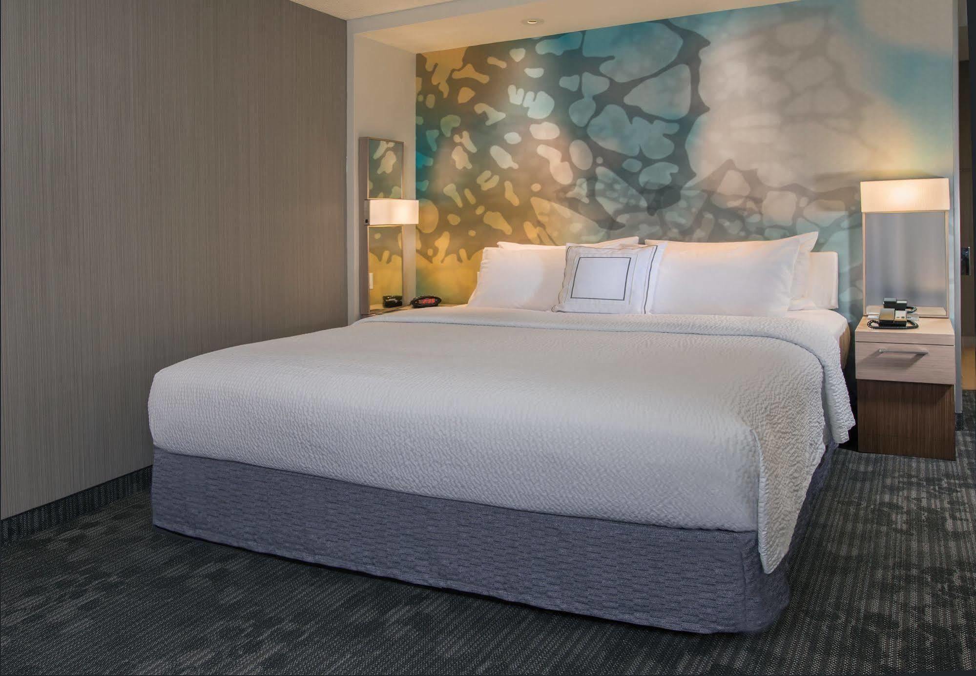 Courtyard By Marriott 3*