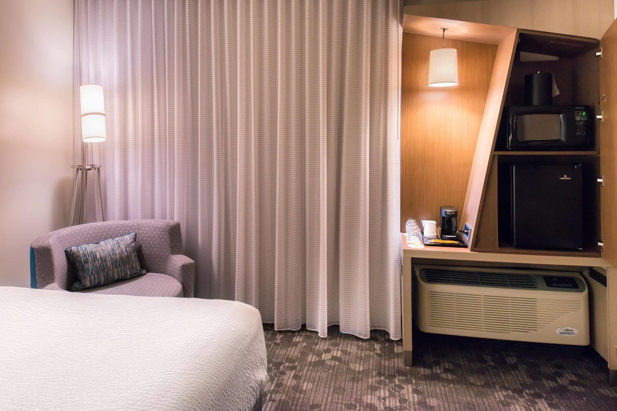 Courtyard By Marriott 3*