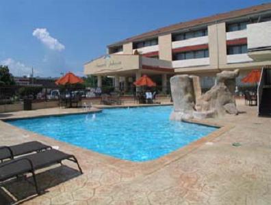 Howard Johnson Express Hotel