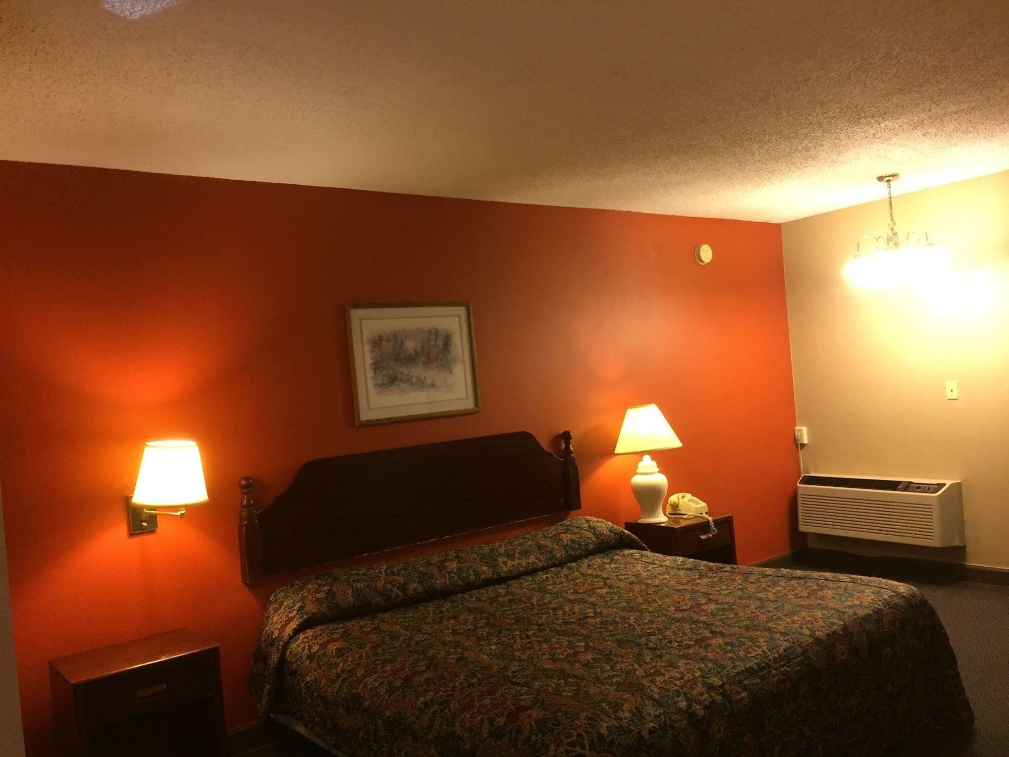 Red Carpet Motel Hot Springs