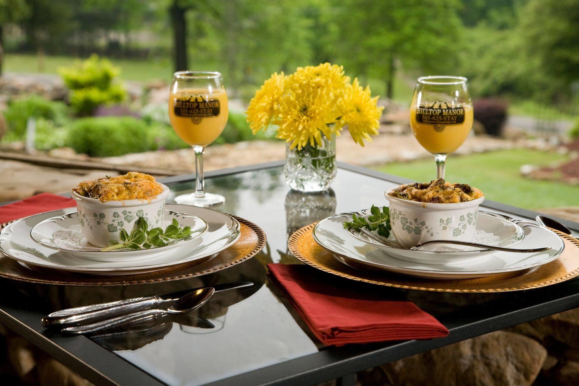 Bed & Breakfast Hilltop Manor 4*