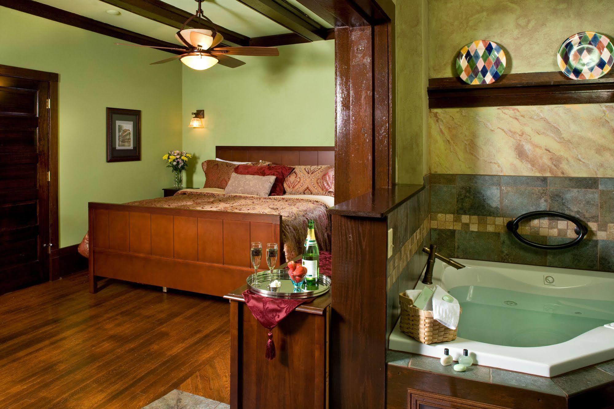 Bed & Breakfast Hilltop Manor