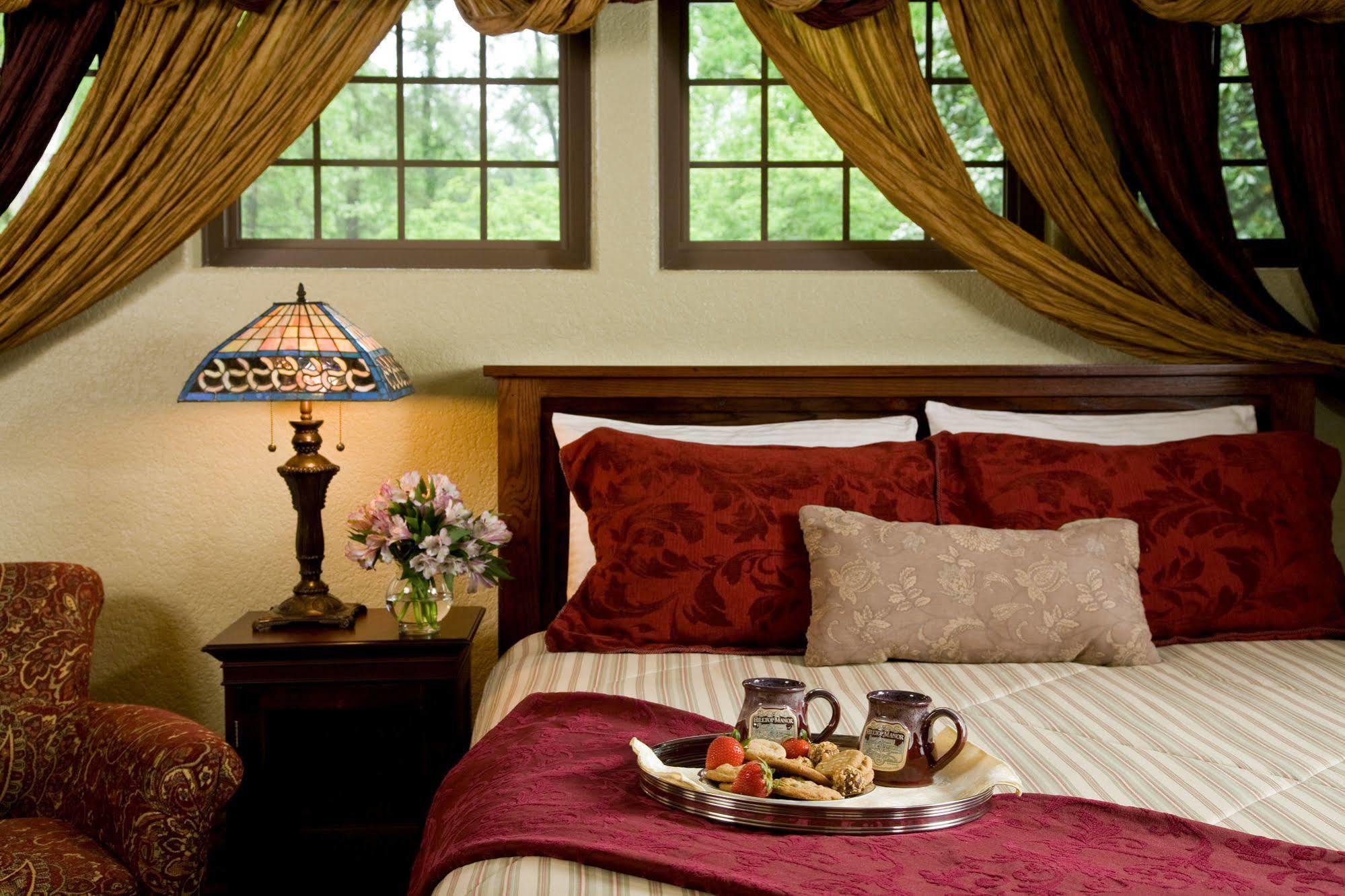 Bed & Breakfast Hilltop Manor