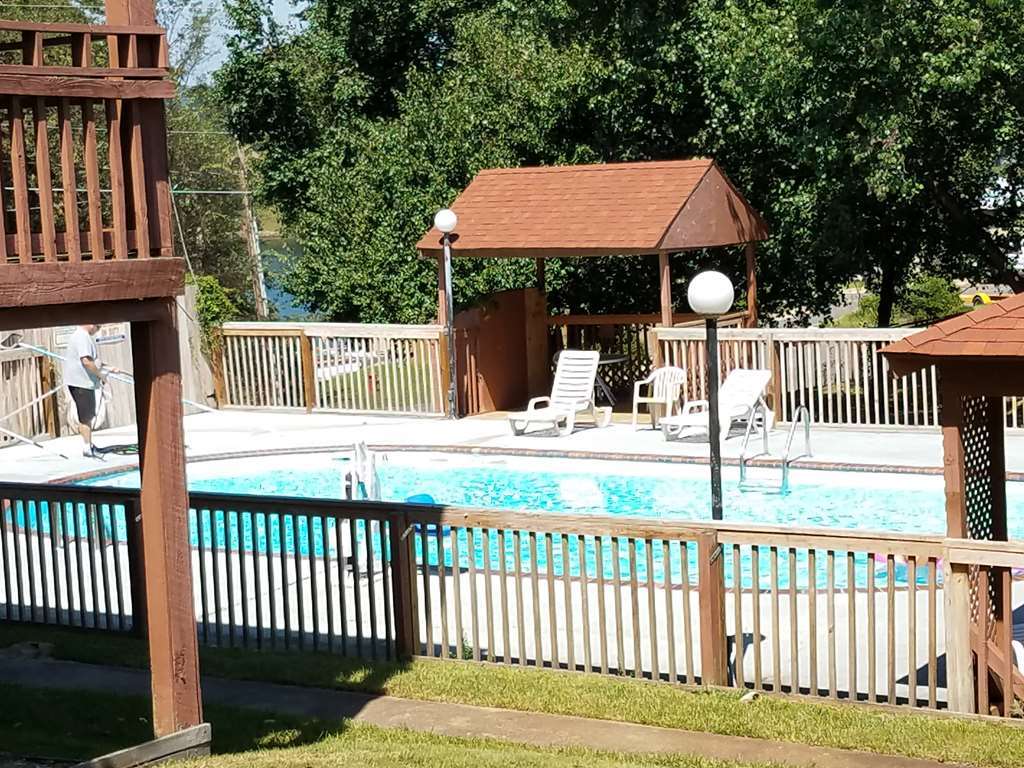 6-hot Springs, Ar Hotel 2*