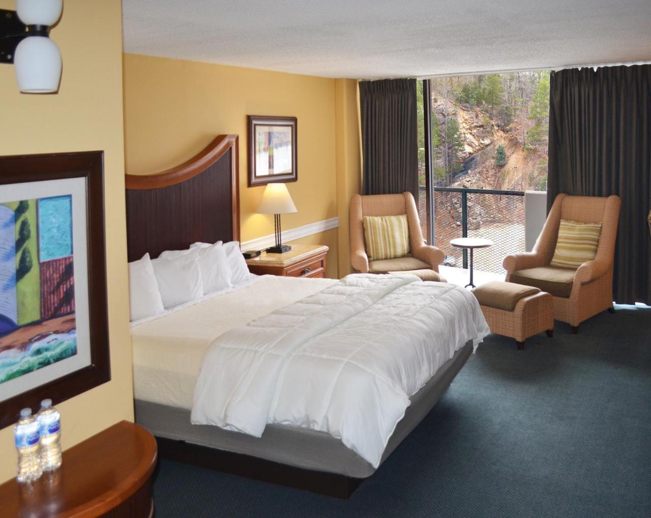 Hotel Springs And