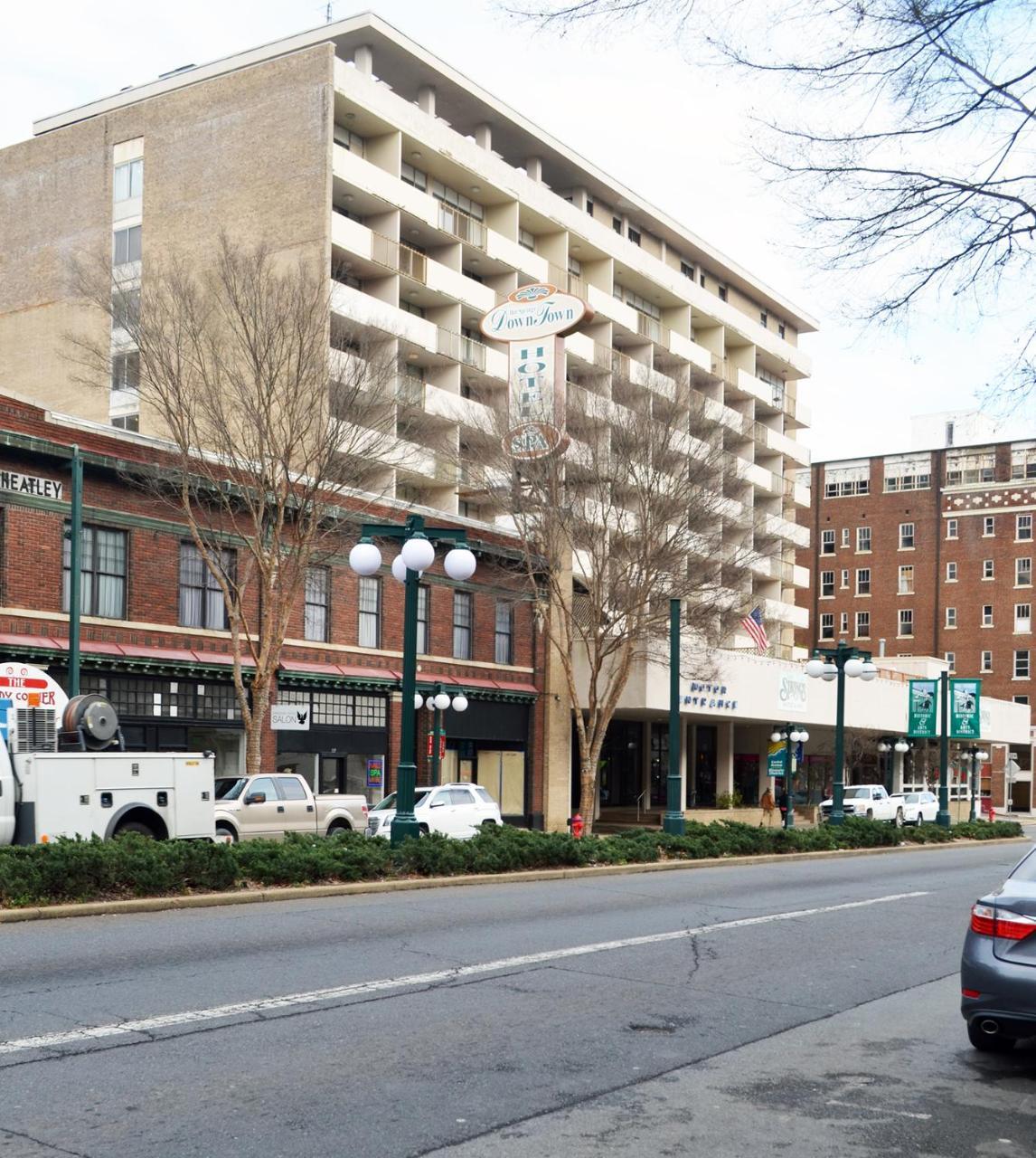 Springs And Hotel