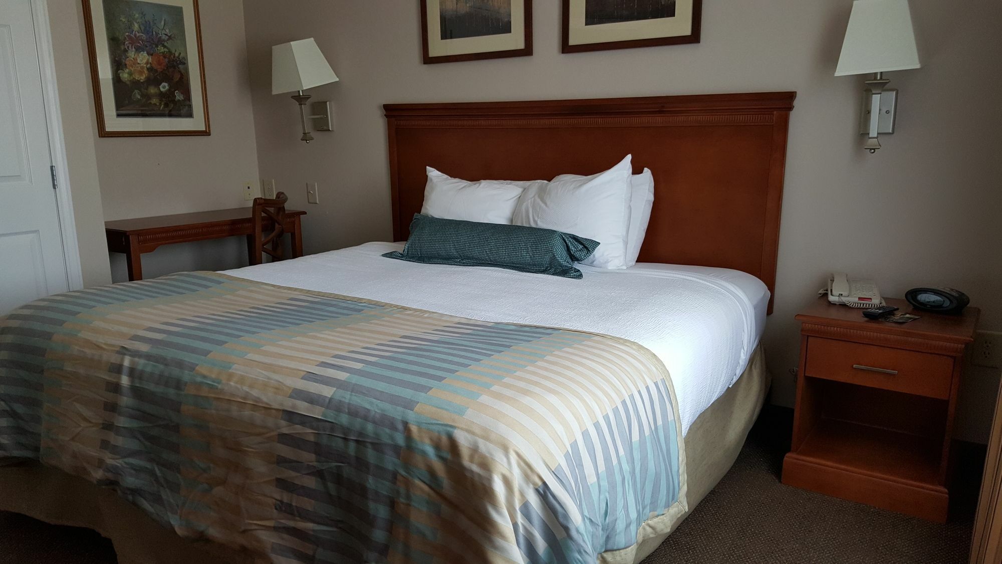 Candlewood By Ihg Resort