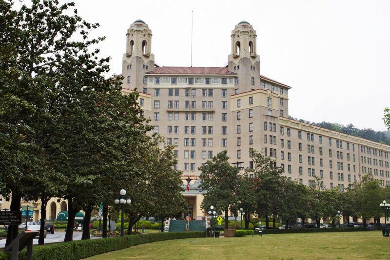 Arlington & Resort 3*