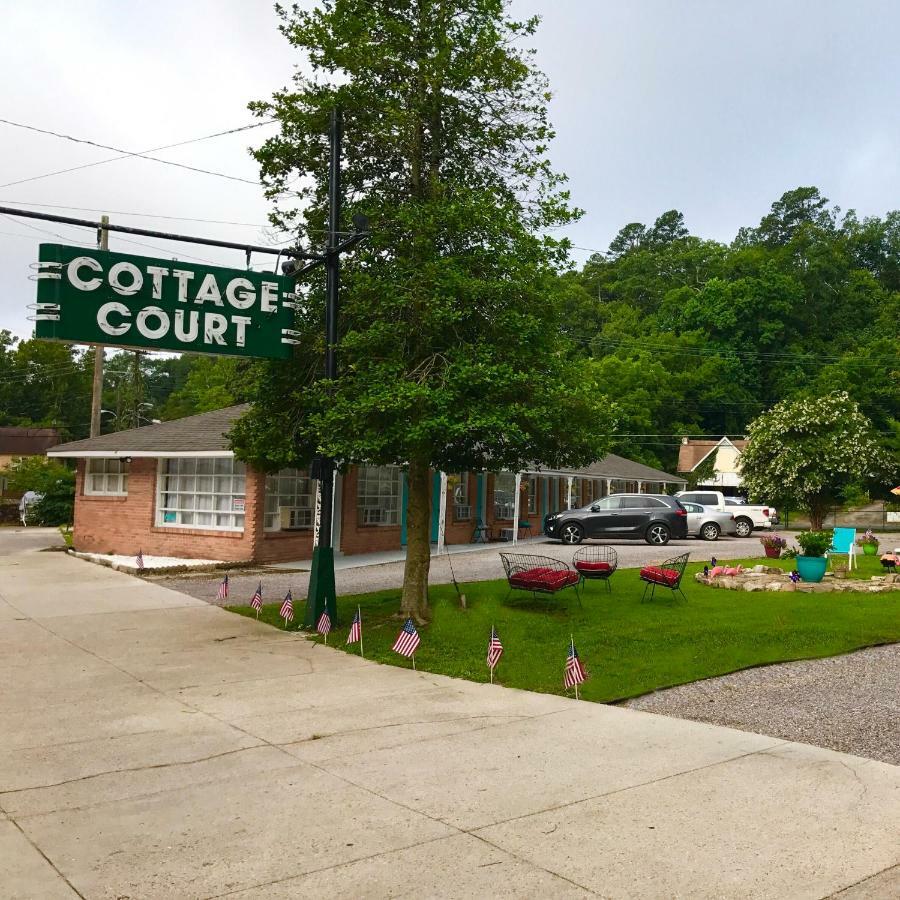 Dame Fortune's Court Hotel Hot Springs