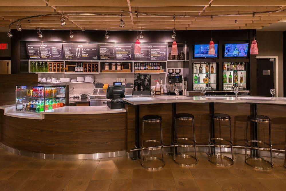 Courtyard By Marriott Hot Springs