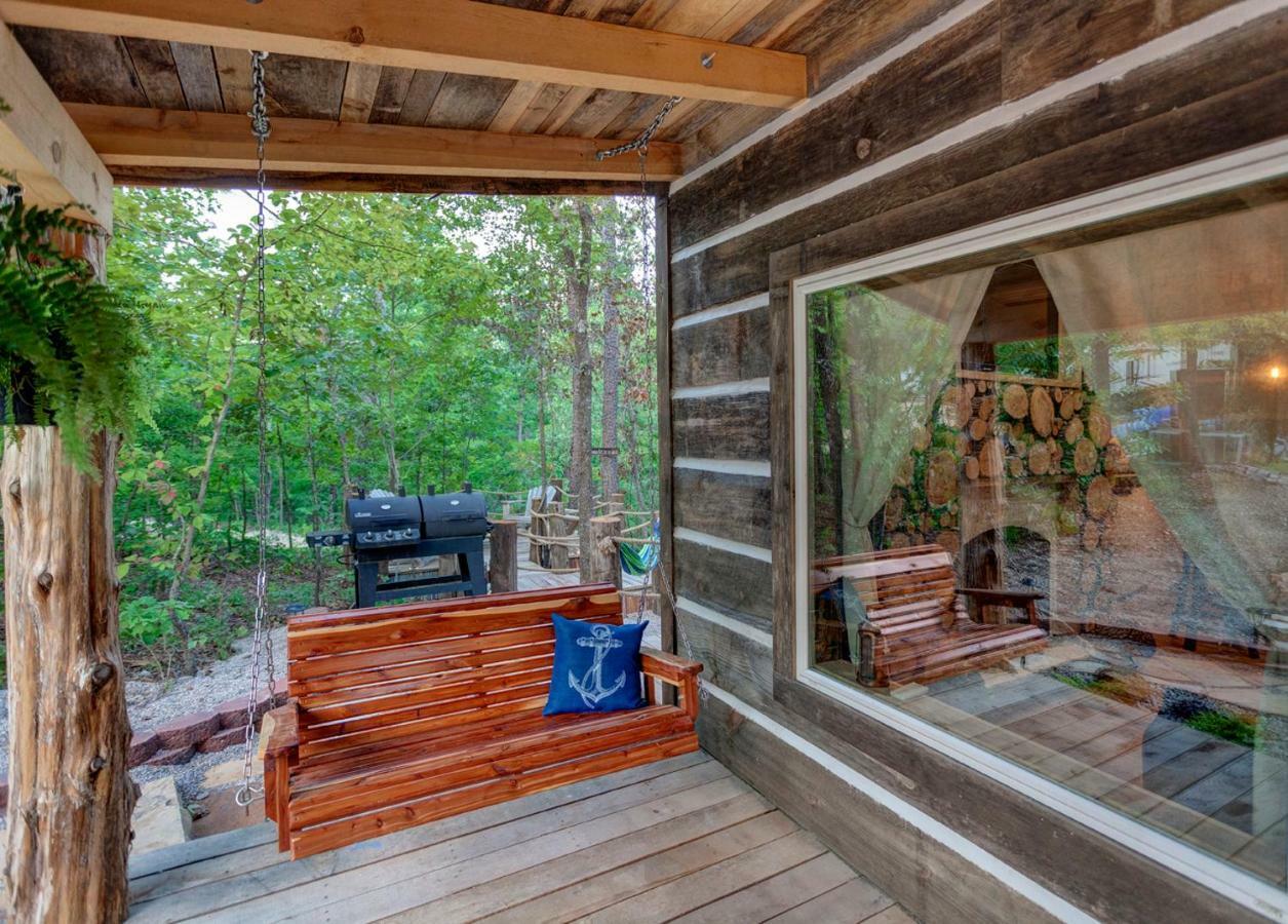 Fox Pass Cabins Guest house Hot Springs