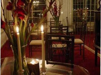 Butler Manor Hotel