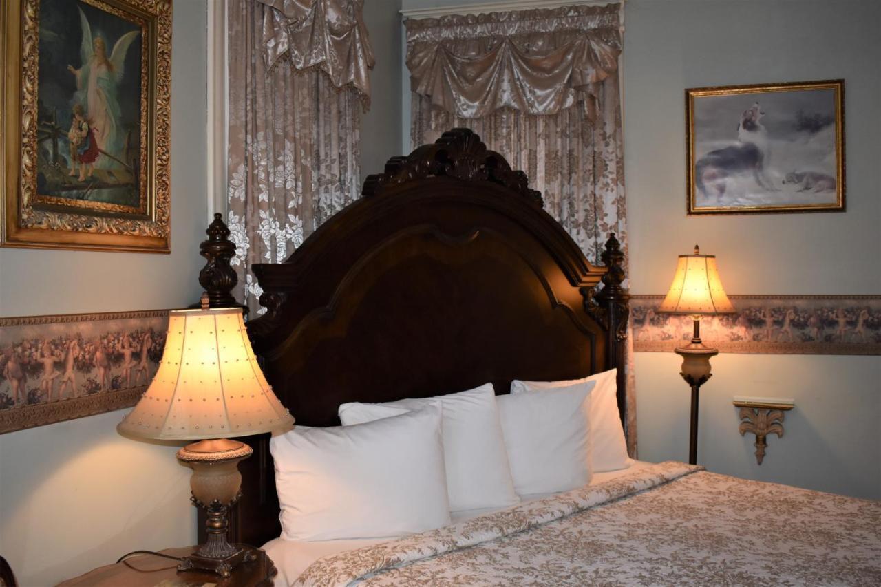Bed & Breakfast The Gables Hot Springs