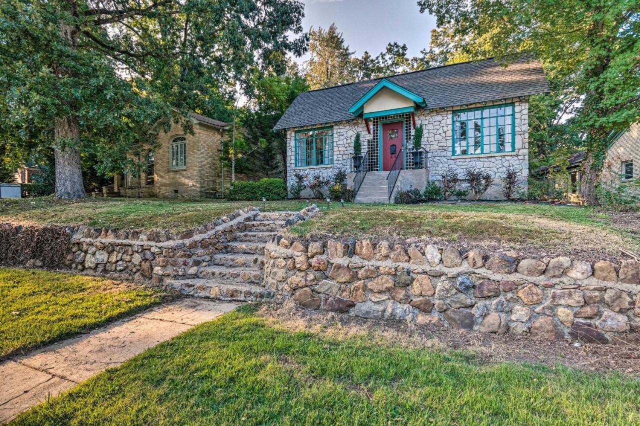 Holiday home With Hot Tub, 2 Mi To National Park Hot Springs