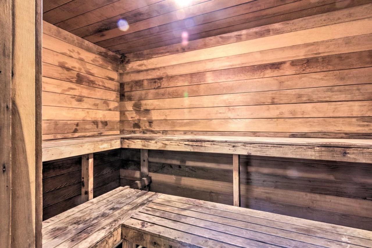 Hamiltons To-do At The With Pool Access Hot Springs