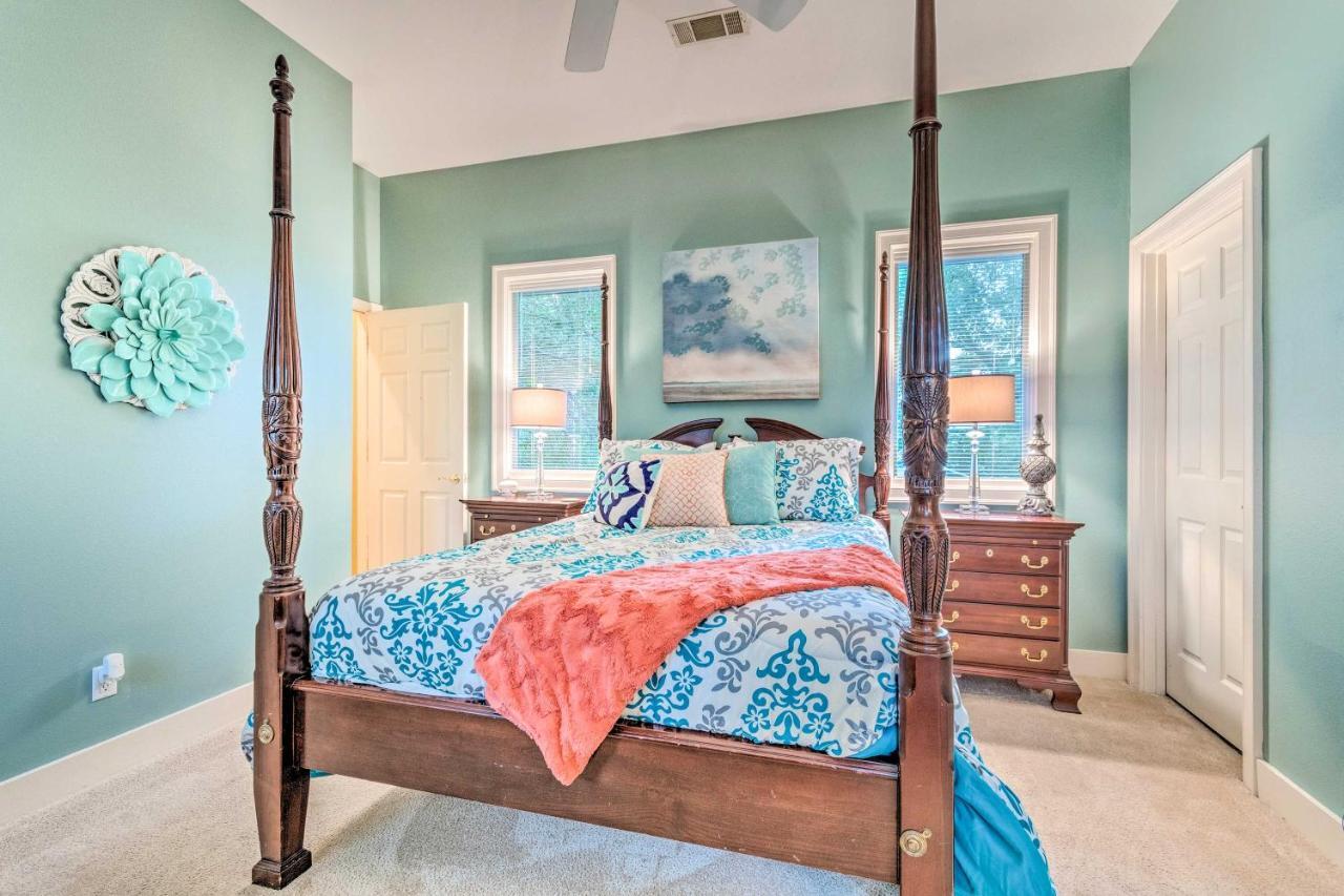 Hamilton Home, 5 Min To Oaklawn Race Track! Holiday home