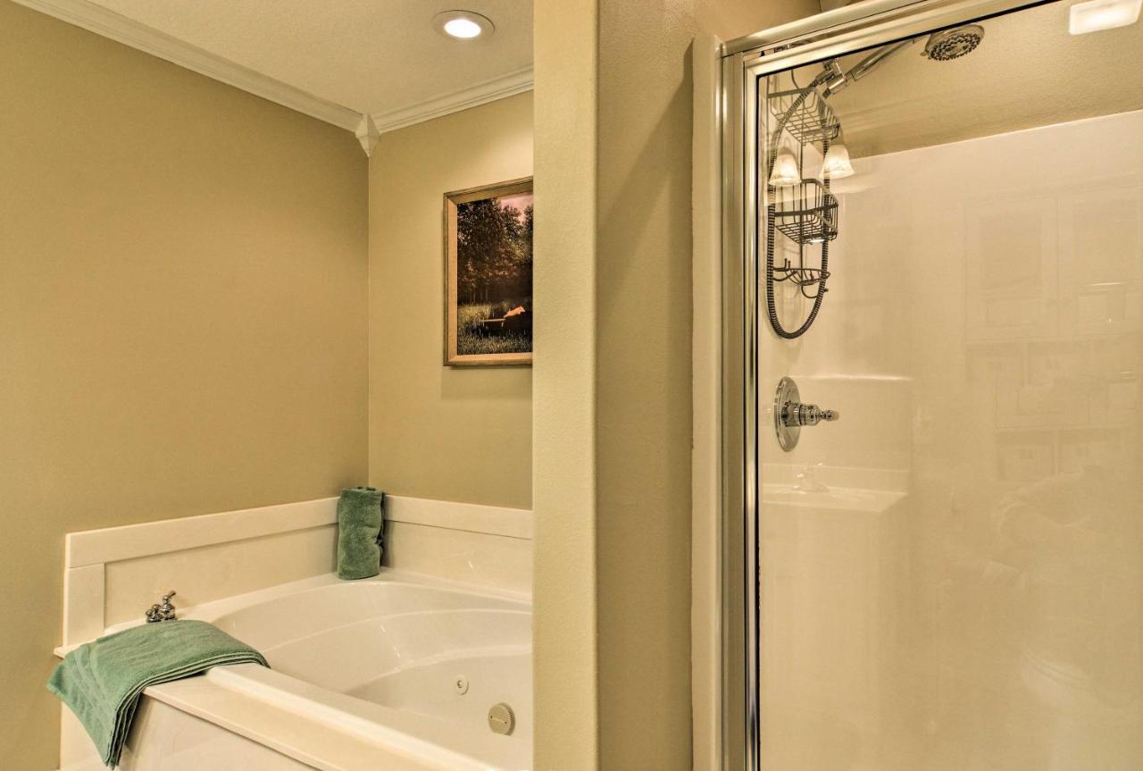 Apartment On Lake Hamilton With Balcony And Views Hot Springs