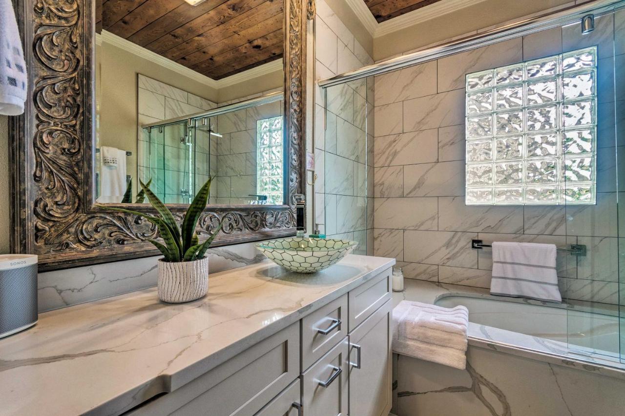 Spacious And Updated 1920s Hsnp Craftsmen Holiday home Hot Springs