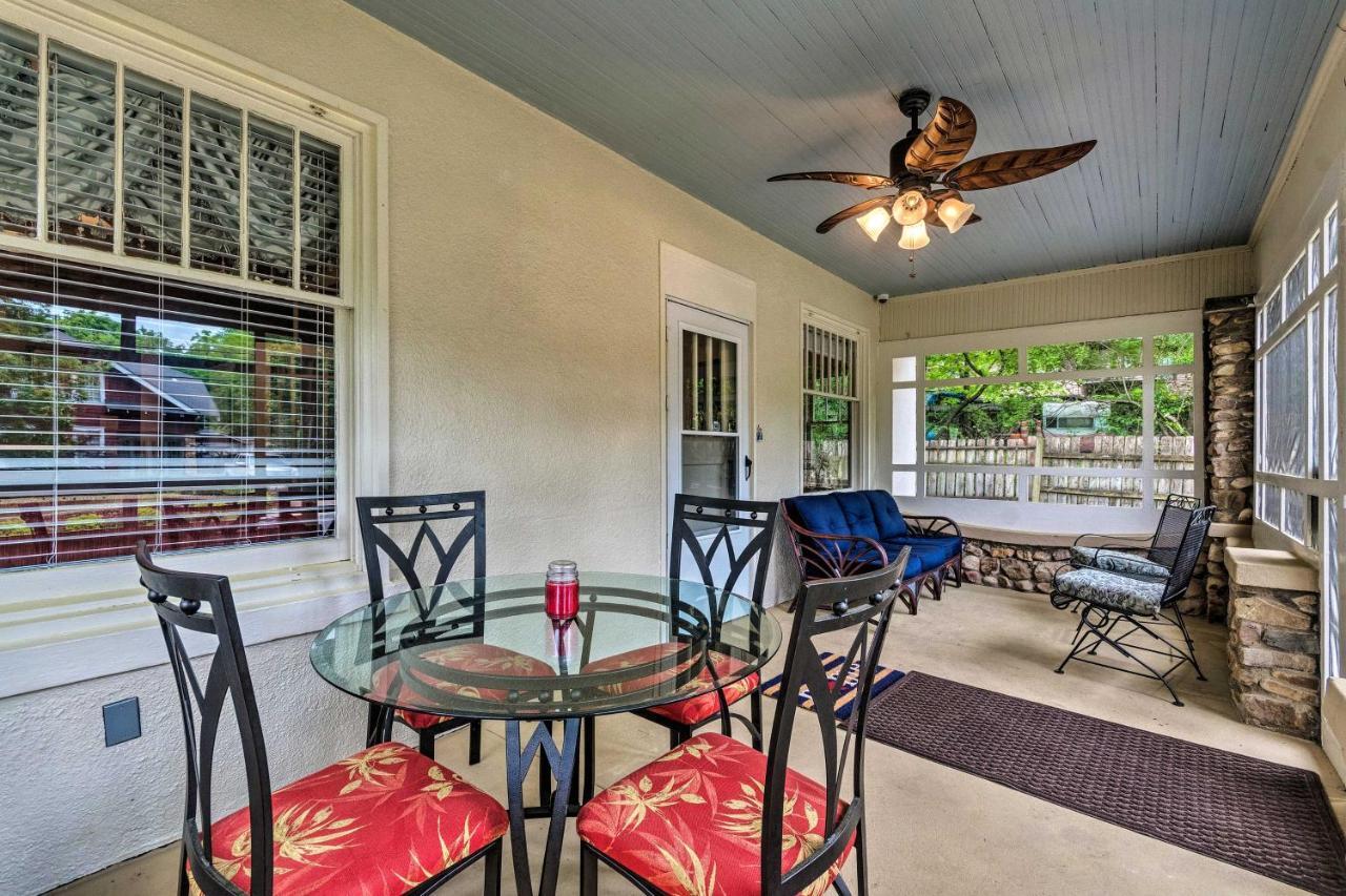 Spacious And Updated 1920s Hsnp Craftsmen Holiday home