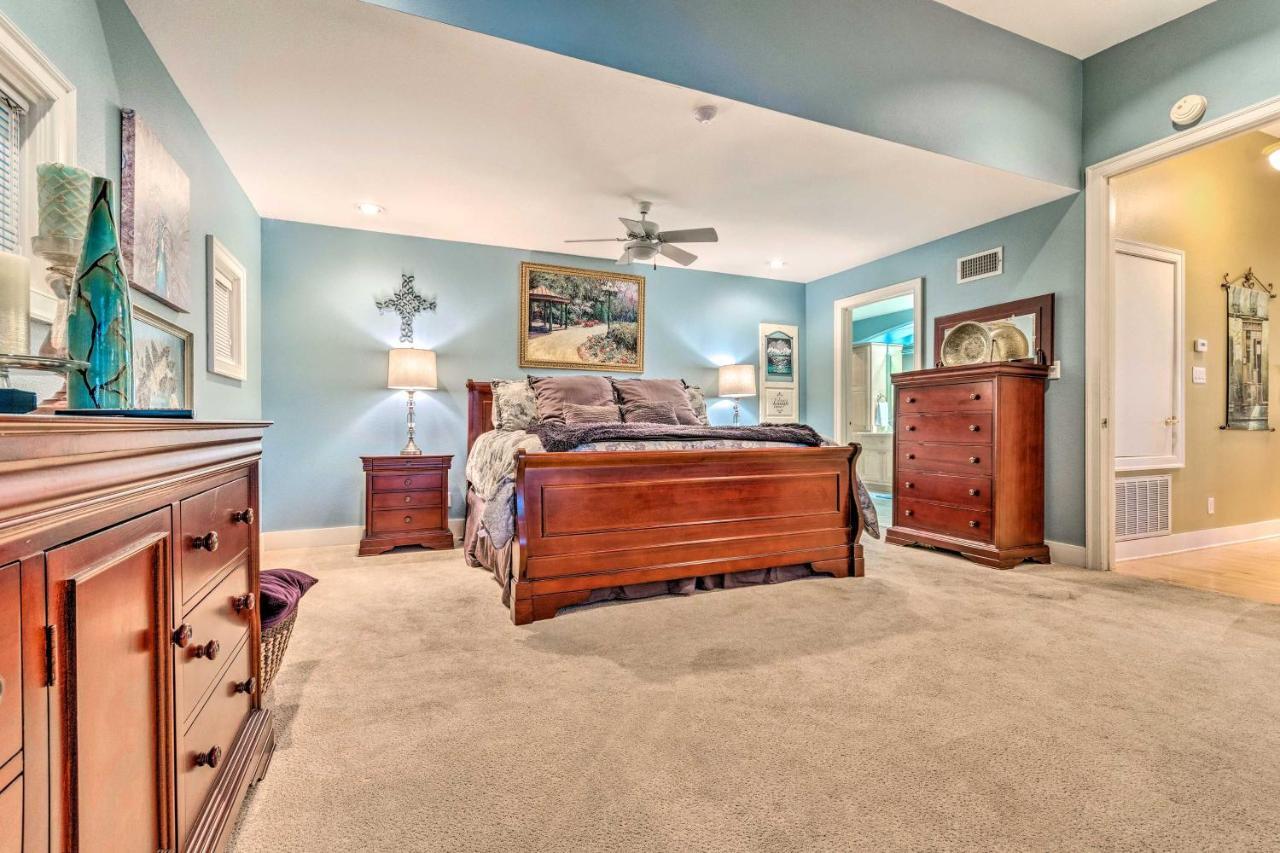 Holiday home Hamilton Home, 5 Min To Oaklawn Race Track! Hot Springs