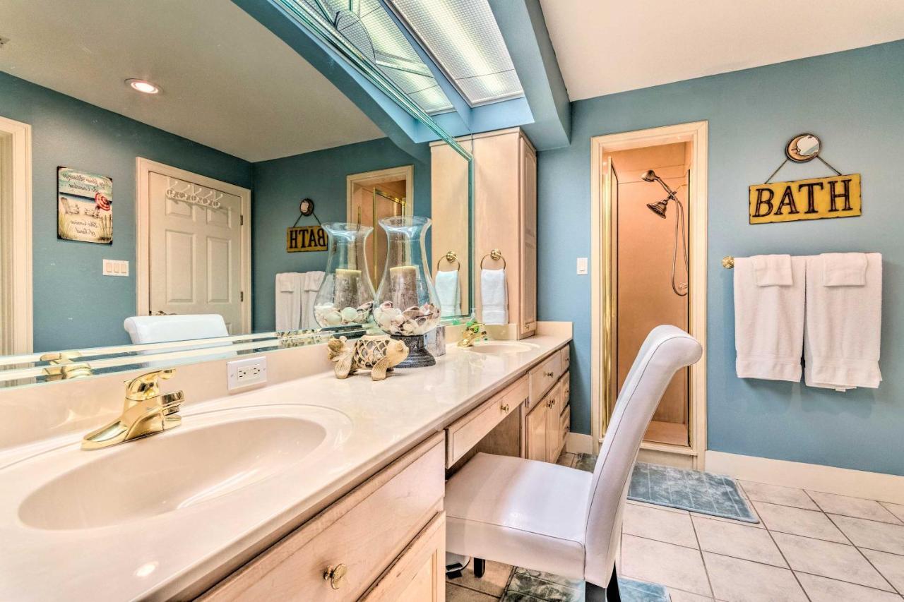 Holiday home Hamilton Home, 5 Min To Oaklawn Race Track!