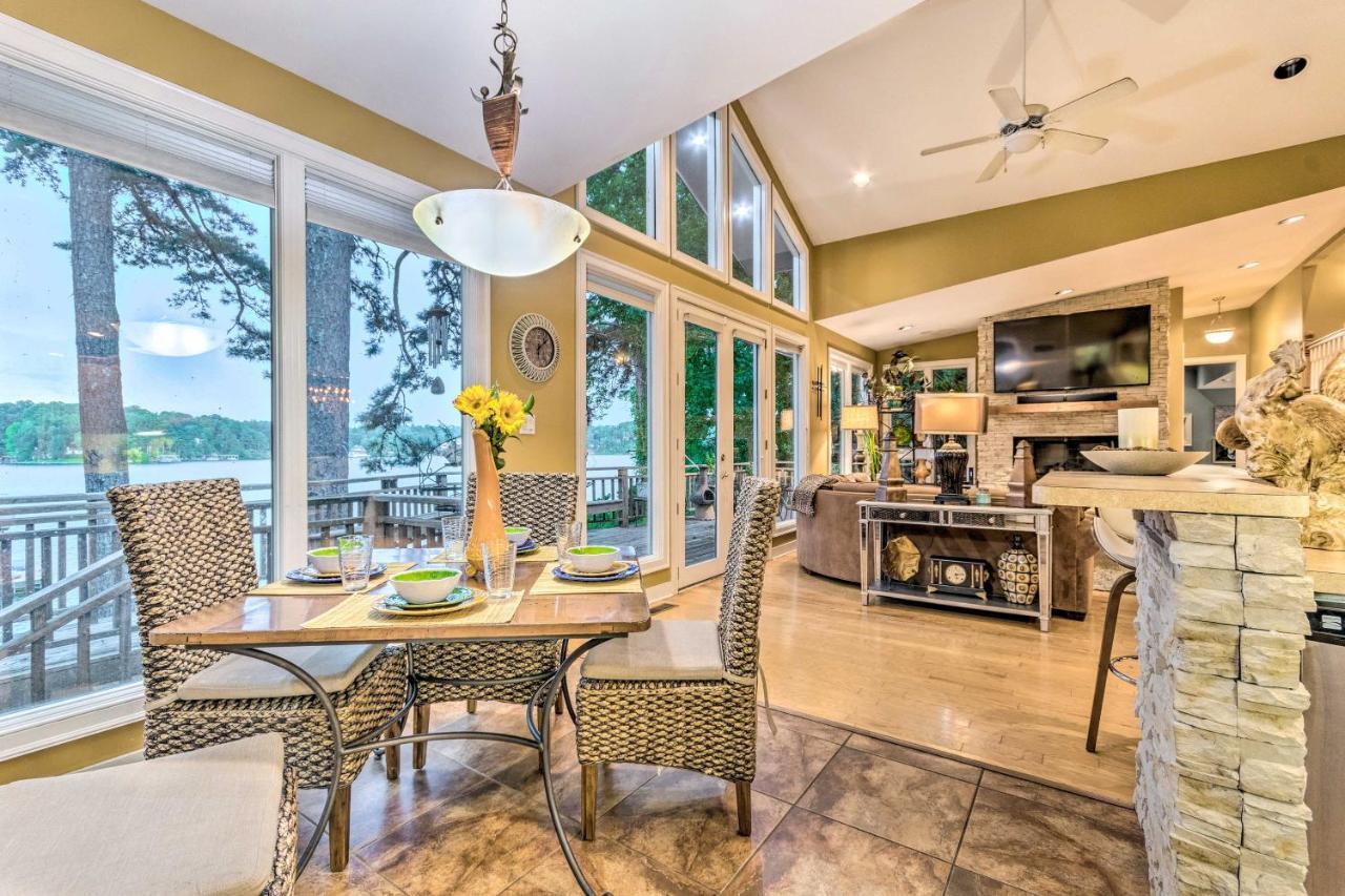 Holiday home Hamilton Home, 5 Min To Oaklawn Race Track! *