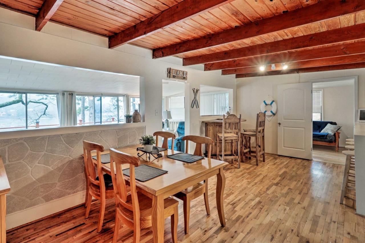 Holiday home Riverfront Retreat With Fire Pit And Grill *