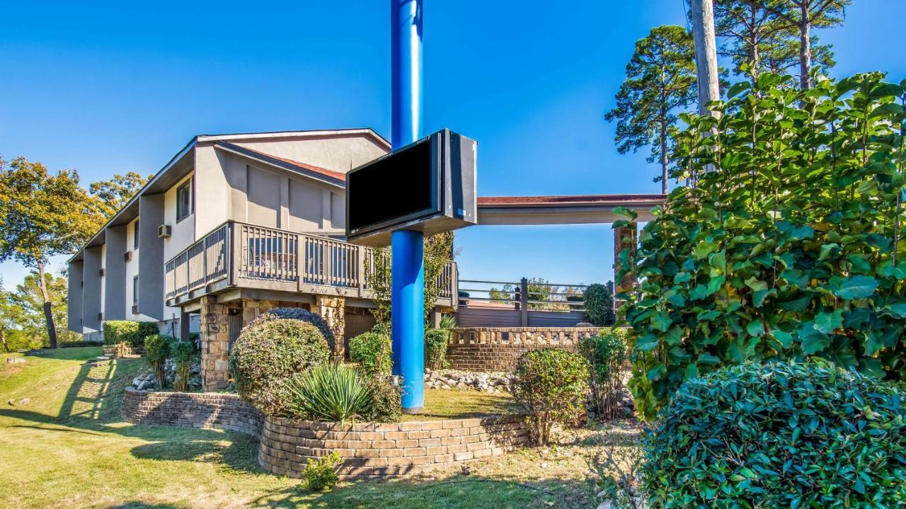 Hotel 6-hot Springs, Ar 2*