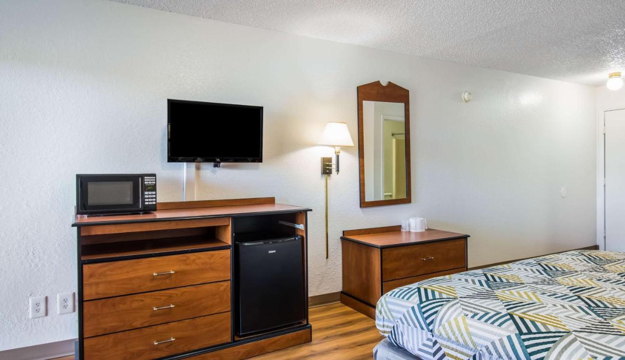 6-hot Springs, Ar Hotel 2*