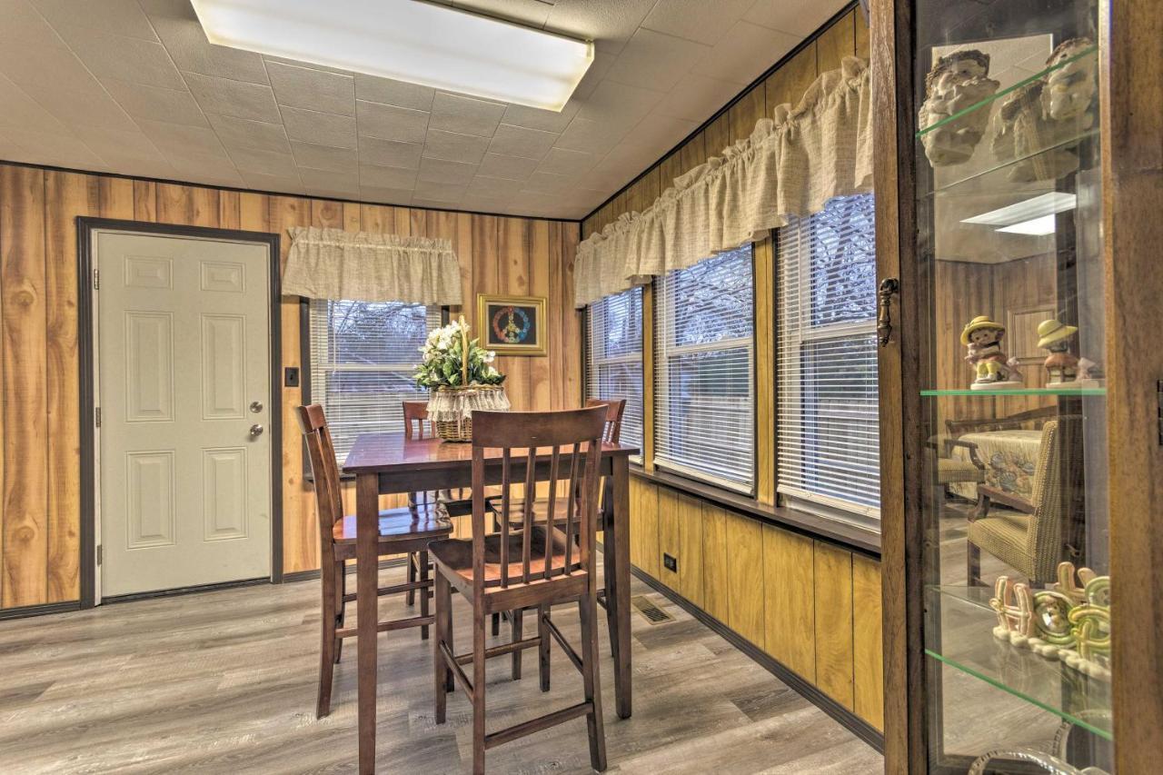 Holiday home Less Than 1 Mi To Oaklawn Racing Casino! *