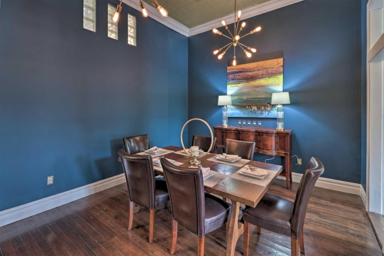 Apartamento Spacious Downtown - 1 Block To Bathhouse Row *